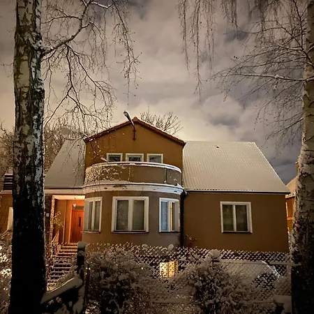 - Sloneczne Poddasze Apartamento *